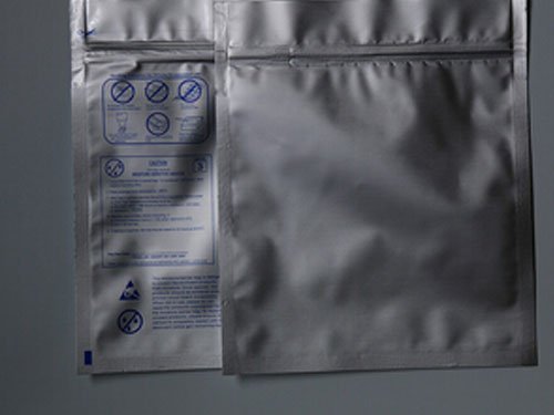 自封鋁箔防潮(cháo)袋